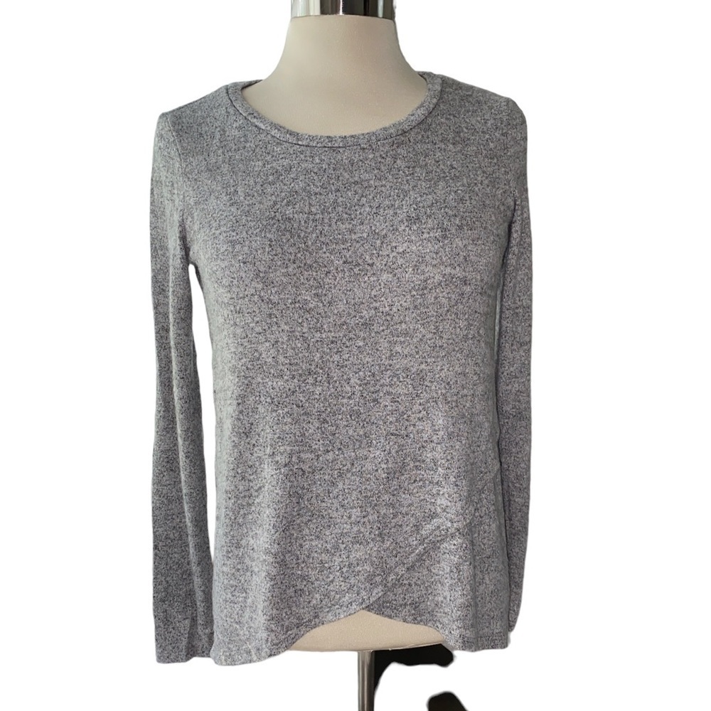 Ing blouse high/low crisscross front long sleeve rounded neckline high/low Sz S